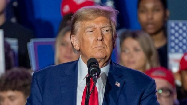 Governo Trump planeja enviar diplomatas ao Brasil antes das eleições para questionar integridade das urnas, diz jornal