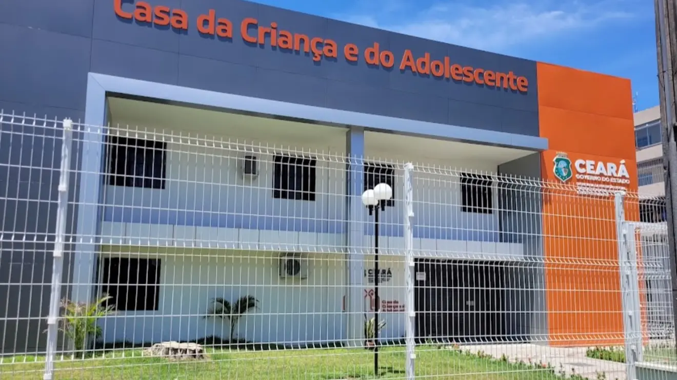 Bebê de 10 meses morre após suspeita de estupro em Fortaleza; padrasto e primo dele são presos em flagrante Bebê de 10 meses morre após suspeita de estupro em Fortaleza; padrasto e primo dele são presos em flagrante