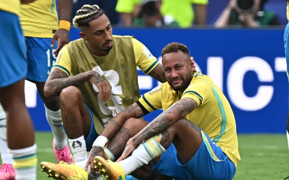 Neymar indica despedida da Seleção após eliminação na Copa de 2026 e encerra ciclo histórico com a camisa do Brasil Neymar indica despedida da Seleção após eliminação na Copa de 2026 e encerra ciclo histórico com a camisa do Brasil