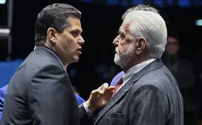 Alcolumbre reage à operação contra Jaques Wagner e Senado prepara ação para defender prerrogativas parlamentares Alcolumbre reage à operação contra Jaques Wagner e Senado prepara ação para defender prerrogativas parlamentares