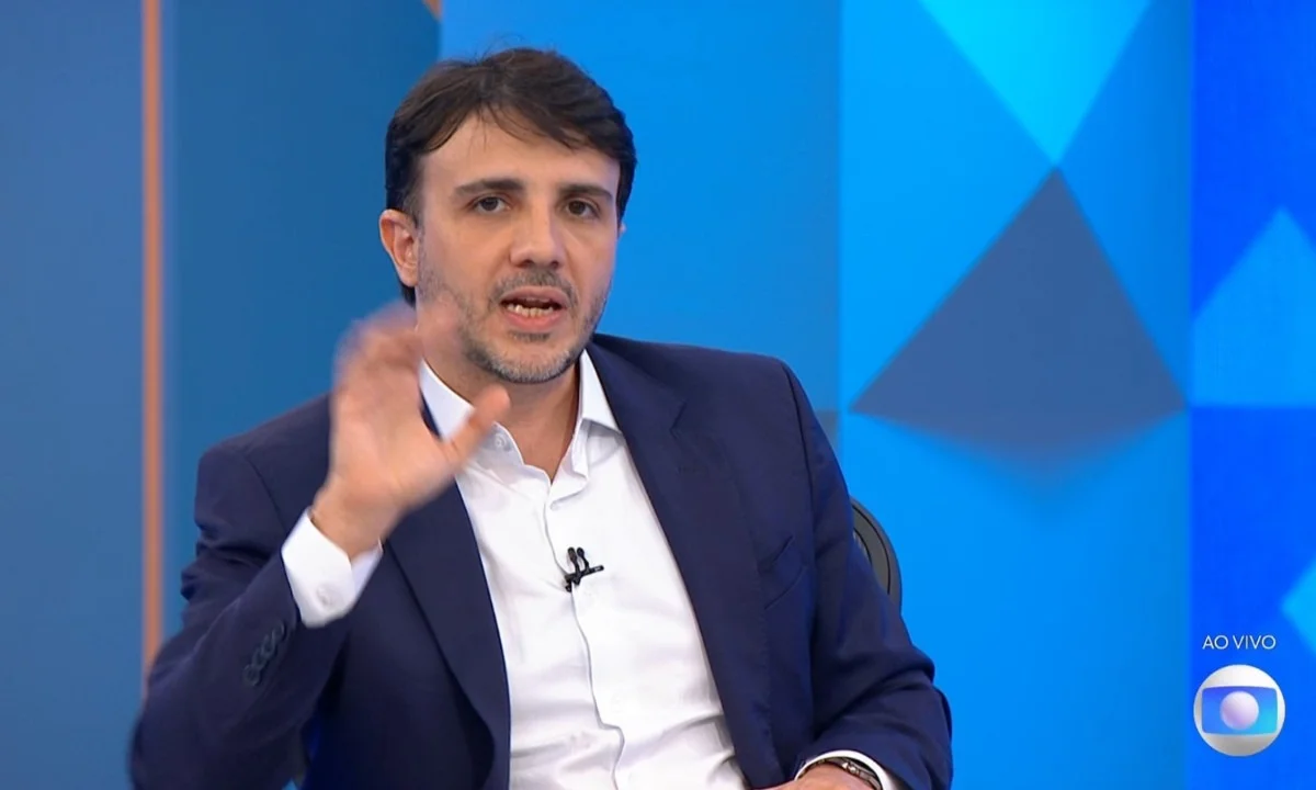Renan Santos ataca Lula e Flávio Bolsonaro na Globo: “Rifaram o nosso futuro” Renan Santos ataca Lula e Flávio Bolsonaro na Globo: “Rifaram o nosso futuro”