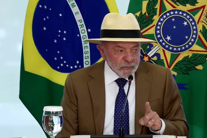 Lula sanciona lei que endurece combate à violência sexual infantil na internet e transforma crimes de exploração em hediondos Lula sanciona lei que endurece combate à violência sexual infantil na internet e transforma crimes de exploração em hediondos