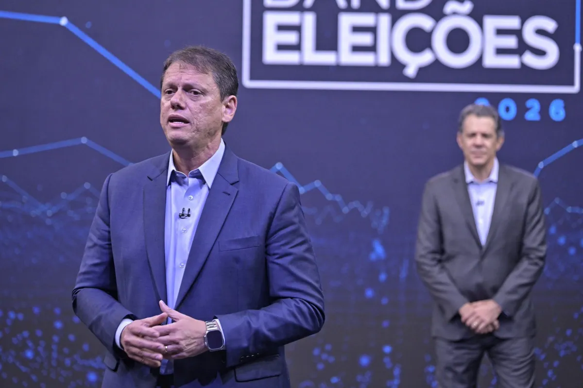 Tarcísio rebate Haddad e reafirma gratidão a Bolsonaro: “Não tenho vergonha”