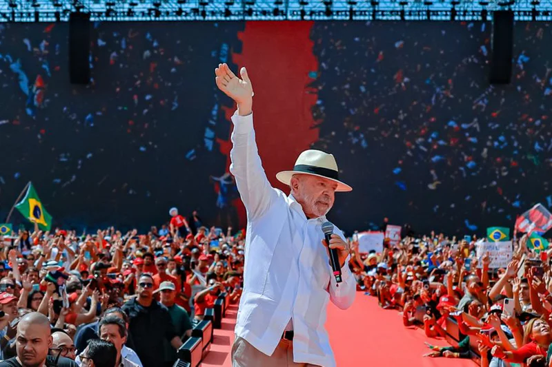 Lula inaugura campanha com ataque à direita, promessa de segurança e defesa da soberania nacional Lula inaugura campanha com ataque à direita, promessa de segurança e defesa da soberania nacional
