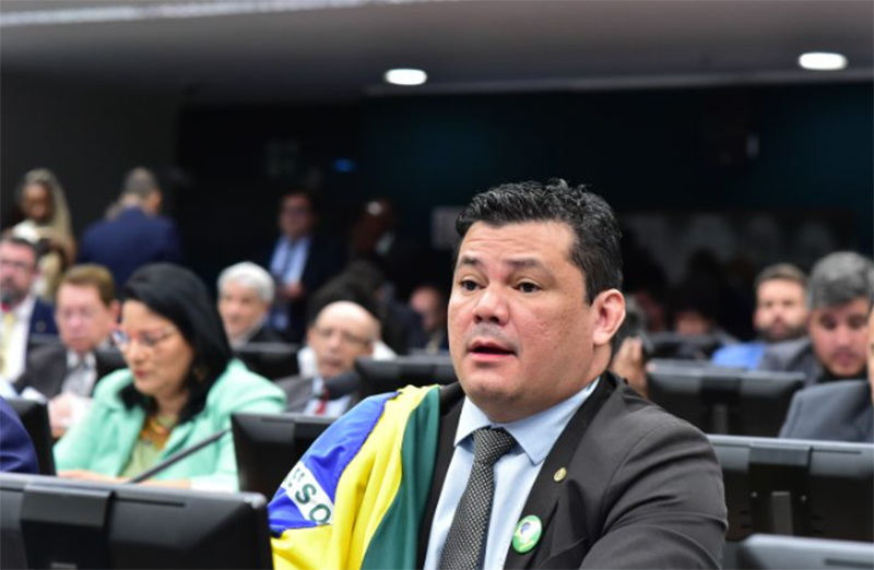 STF torna réu deputado Gilvan da Federal por declarações em que desejou a morte de Lula