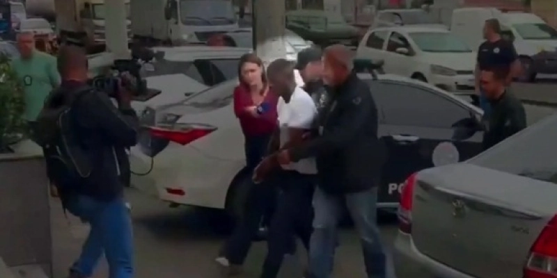 Condenado a 120 anos é beneficiado com saída temporária e acaba acusado de estuprar adolescente no Rio Condenado a 120 anos é beneficiado com saída temporária e acaba acusado de estuprar adolescente no Rio