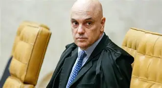 “Esse modelo eleitoral faliu”: Moraes defende reforma e propõe migração para o voto distrital misto “Esse modelo eleitoral faliu”: Moraes defende reforma e propõe migração para o voto distrital misto