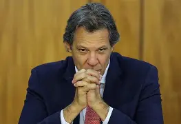 Vídeo divulgado pela SSP coloca em xeque denúncia de Haddad sobre suposta intimidação de motorista por PMs