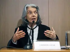 Cármen Lúcia amplia atuação acadêmica e assume aulas de Direito Constitucional na FGV Direito Rio