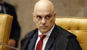 Moraes defende cassação de candidatos que usarem IA para espalhar fake news nas eleições Moraes defende cassação de candidatos que usarem IA para espalhar fake news nas eleições