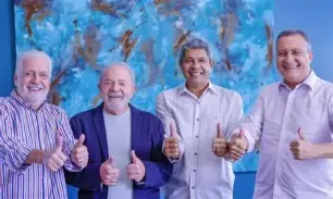 Lula critica Salvador, diz que cidade está “abandonada” e promete ajudar PT a conquistar a prefeitura