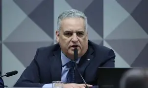 Vice de Flávio Bolsonaro pede DNA em 72 horas ao STF para tentar encerrar acusação de estupro
