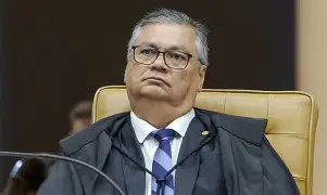 Dino aciona PF para investigar emendas Pix e caso envolve vice de Flávio Bolsonaro