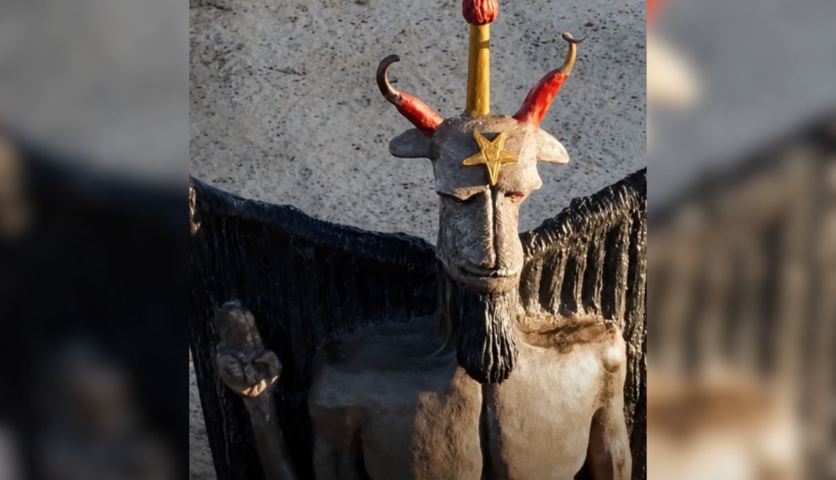 Prefeitura do PT de São Gonçalo no Ceará autoriza estátua do diabo de 11 metros na praia de Taíba Prefeitura do PT de São Gonçalo no Ceará autoriza estátua do diabo de 11 metros na praia de Taíba