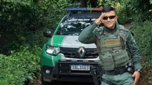 Policial é encontrada amarrada horas após PM ser achado morto em carro carbonizado no Ceará Policial é encontrada amarrada horas após PM ser achado morto em carro carbonizado no Ceará