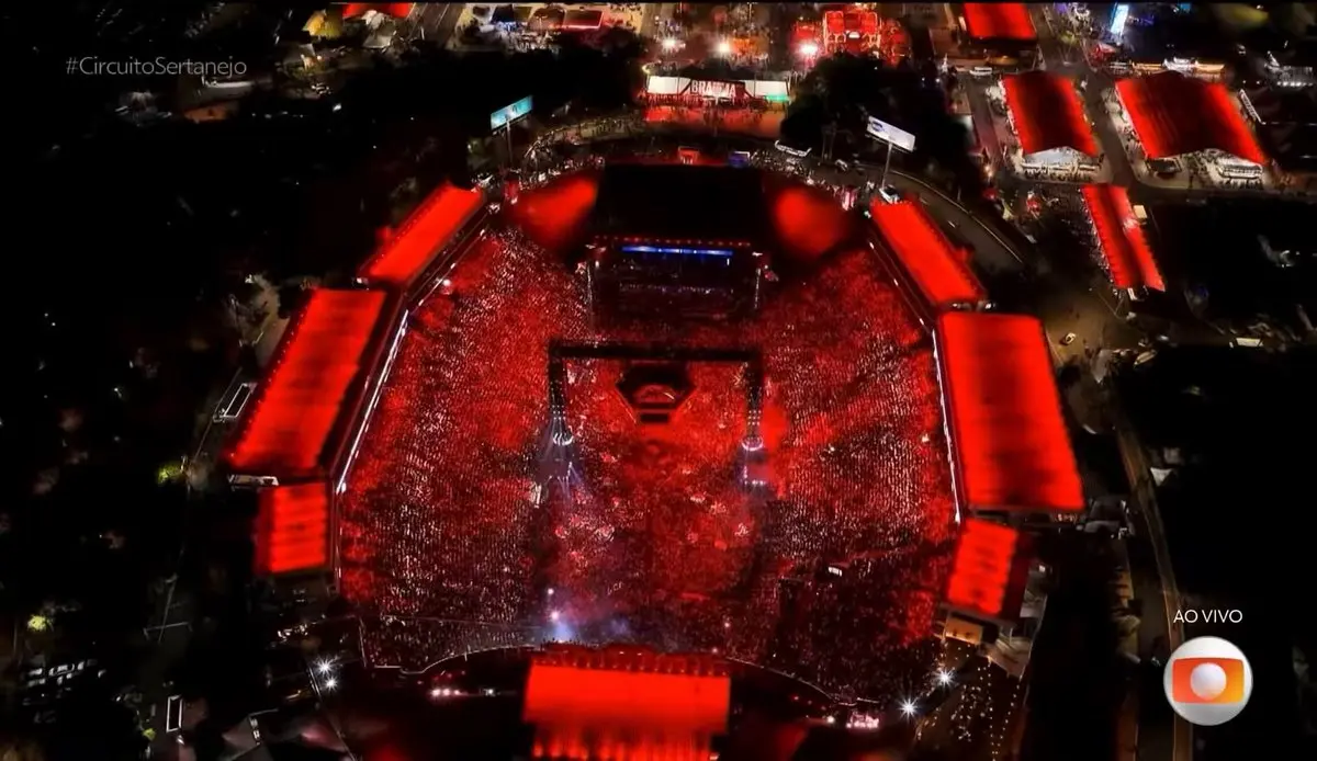 Globo transmite ao vivo xingamentos contra Lula durante a Festa do Peão de Barretos Globo transmite ao vivo xingamentos contra Lula durante a Festa do Peão de Barretos