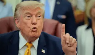 Irã avalia ataques contra alvos militares dos EUA na Europa caso Trump amplie a guerra