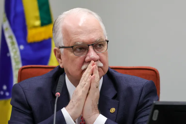 STF adia caso de Nossa Senhora e evita nova sessão de tensão entre ministros STF adia caso de Nossa Senhora e evita nova sessão de tensão entre ministros