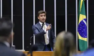 “Errado e nojento”: Nikolas Ferreira reage à fala de Lula sobre “toque” em mulheres “Errado e nojento”: Nikolas Ferreira reage à fala de Lula sobre “toque” em mulheres