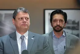 Prédio irregular desaba na Zona Leste de SP, deixa seis mortos e coloca construtora e fiscalização no centro da investigação Prédio irregular desaba na Zona Leste de SP, deixa seis mortos e coloca construtora e fiscalização no centro da investigação