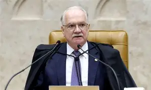 Fachin abre sessão do STF sem mencionar crise envolvendo Alexandre de Moraes e Daniel Vorcaro