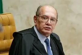 Gilmar Mendes pede vista e adia decisão sobre afastamento do chefe da PF Gilmar Mendes pede vista e adia decisão sobre afastamento do chefe da PF