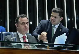 Alcolumbre acelera indicação de Rodrigo Pacheco ao TCU enquanto segura pedidos de impeachment de Moraes