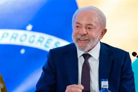 Pacote de R$ 411,2 bilhões de Lula a sete dias da eleição provoca críticas e questionamentos Pacote de R$ 411,2 bilhões de Lula a sete dias da eleição provoca críticas e questionamentos