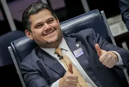 Alcolumbre sob pressão: relação com Vorcaro amplia desgaste no Senado