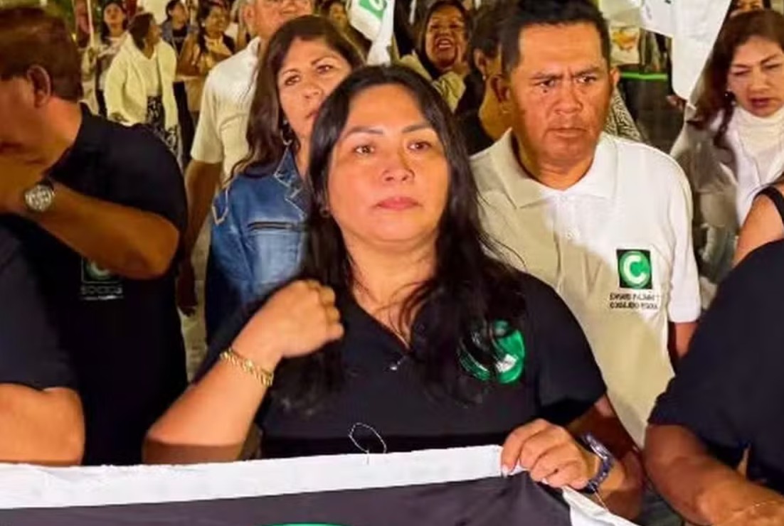 Jornalista e candidata é assassinada durante ato de campanha no Peru; crime provoca repúdio Jornalista e candidata é assassinada durante ato de campanha no Peru; crime provoca repúdio