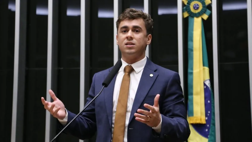 NIKOLAS FERREIRA DEFENDE QUE ANDRÉ MENDONÇA DÊ VOZ DE PRISÃO A ALEXANDRE DE MORAES NO PLENÁRIO DO STF