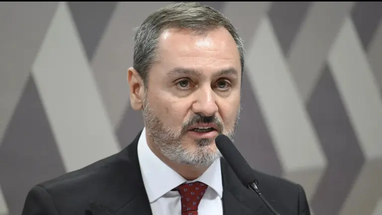 Andrei Rodrigues apoia veto a delegados da PF nos gabinetes do STF em meio à crise do Banco Master