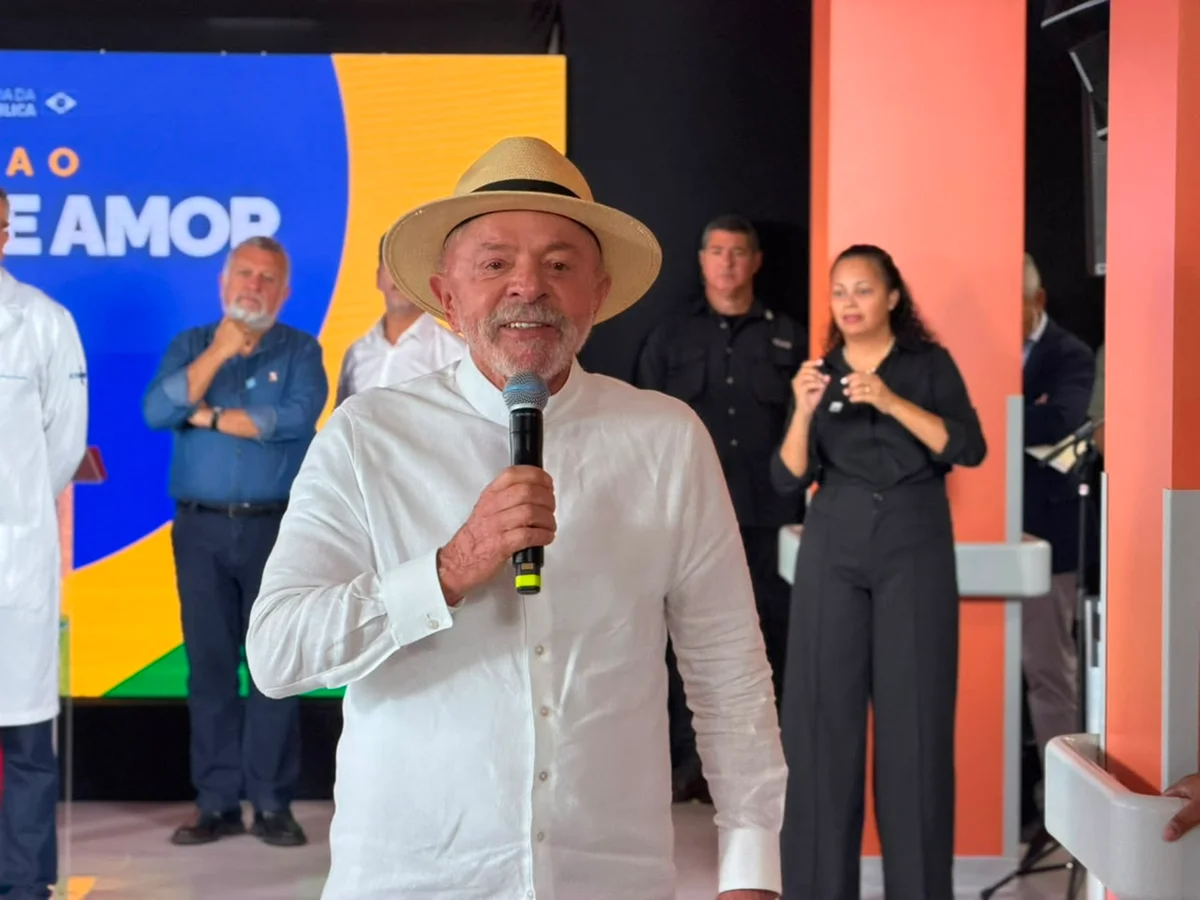 Lula exalta o SUS em Barretos, mas transforma discurso sobre saúde em novo ataque político Lula exalta o SUS em Barretos, mas transforma discurso sobre saúde em novo ataque político