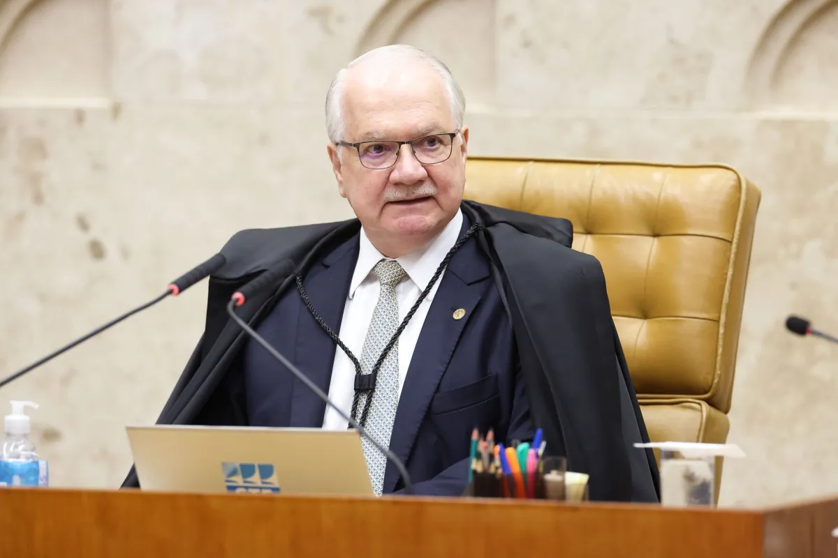 Fachin cobra explicações do TSE sobre transporte de indígenas às urnas na véspera do segundo turno Fachin cobra explicações do TSE sobre transporte de indígenas às urnas na véspera do segundo turno