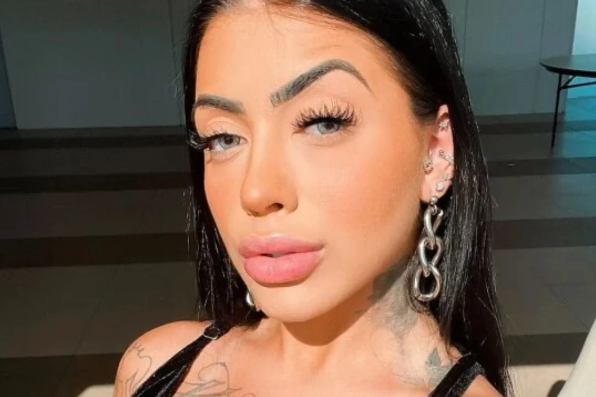 MC Mirella tem show cancelado após declarar apoio a Flávio Bolsonaro