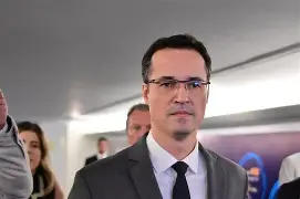 PGE defende candidatura de Deltan Dallagnol ao Senado e contesta inelegibilidade PGE defende candidatura de Deltan Dallagnol ao Senado e contesta inelegibilidade