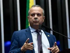 ROGÉRIO MARINHO DEFENDE FLÁVIO BOLSONARO NA LIDERANÇA DA OPOSIÇÃO NO EXTERIOR E CITA MARÍA CORINA MACHADO: “FAZ ISSO HÁ MUITO TEMPO” ROGÉRIO MARINHO DEFENDE FLÁVIO BOLSONARO NA LIDERANÇA DA OPOSIÇÃO NO EXTERIOR E CITA MARÍA CORINA MACHADO: “FAZ ISSO HÁ MUITO TEMPO”