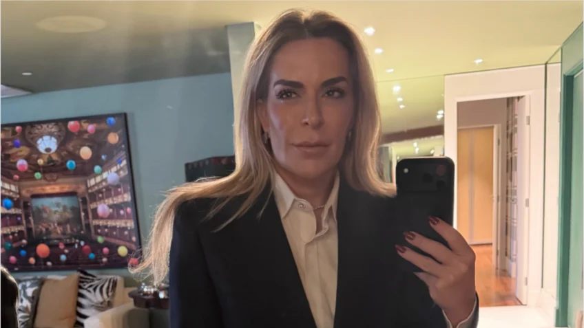 Roberta Luchsinger rebate Lula após debate com Flávio Bolsonaro e dispara: “Mentiroso é você” Roberta Luchsinger rebate Lula após debate com Flávio Bolsonaro e dispara: “Mentiroso é você”