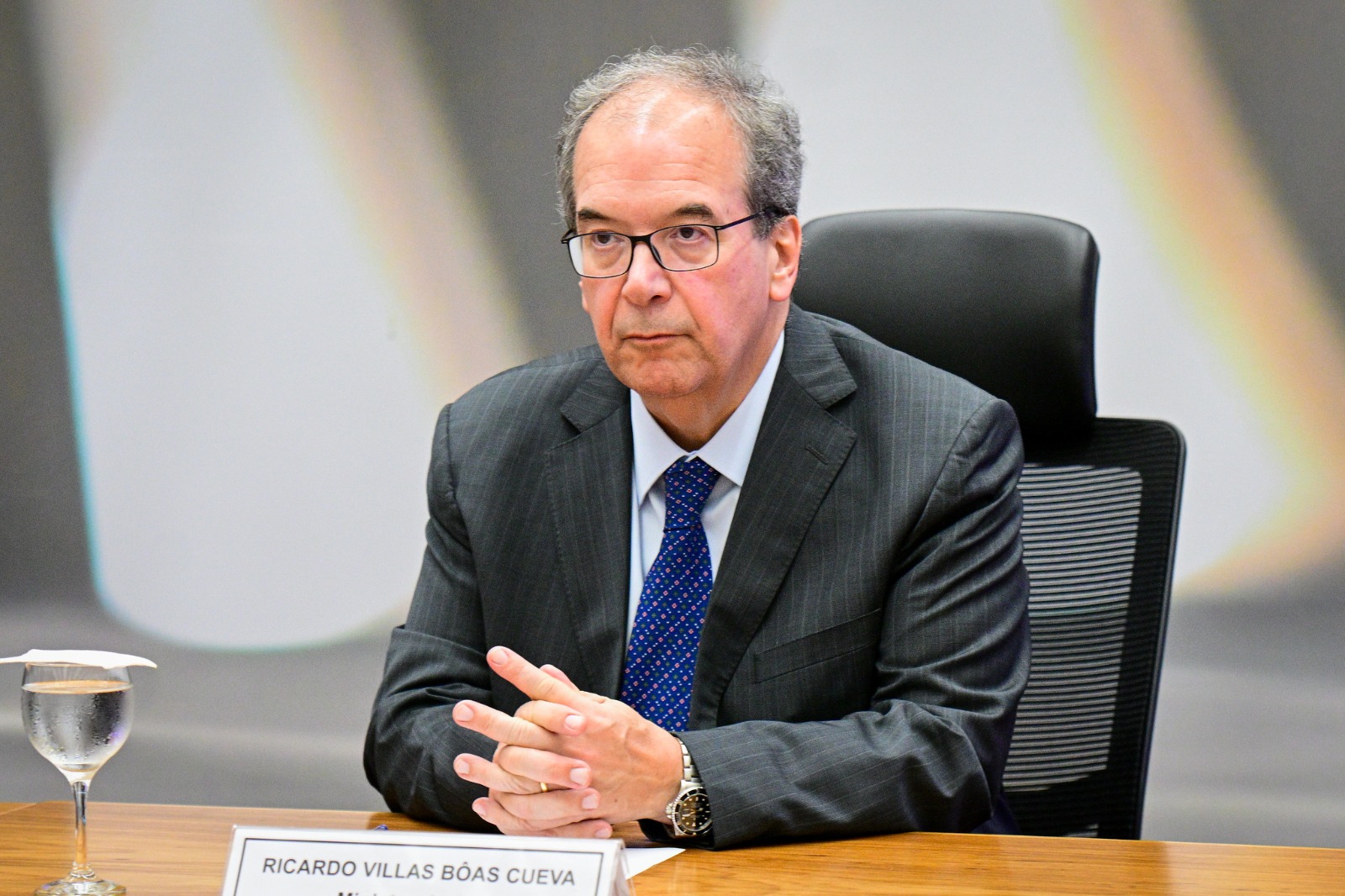 TSE impõe restrições a Nikolas Ferreira e Pablo Marçal às vésperas do segundo turno; decisão provoca debate sobre liberdade de expressão e equilíbrio eleitoral TSE impõe restrições a Nikolas Ferreira e Pablo Marçal às vésperas do segundo turno; decisão provoca debate sobre liberdade de expressão e equilíbrio eleitoral