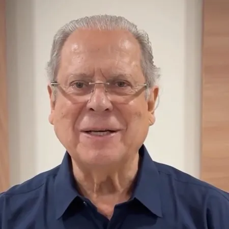 Urnas barram retorno de José Dirceu ao Congresso e impõem derrotas a históricos do PT Urnas barram retorno de José Dirceu ao Congresso e impõem derrotas a históricos do PT