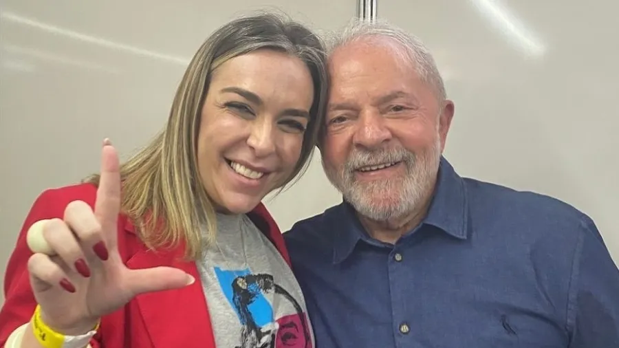 Lula chama Roberta Luchsinger de “pilantra” e a compara a Vorcaro: “o Vorcaro feminino” Lula chama Roberta Luchsinger de “pilantra” e a compara a Vorcaro: “o Vorcaro feminino”