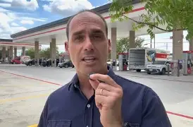 A saída de Eduardo Bolsonaro e a estratégia de atuação no exterior A saída de Eduardo Bolsonaro e a estratégia de atuação no exterior